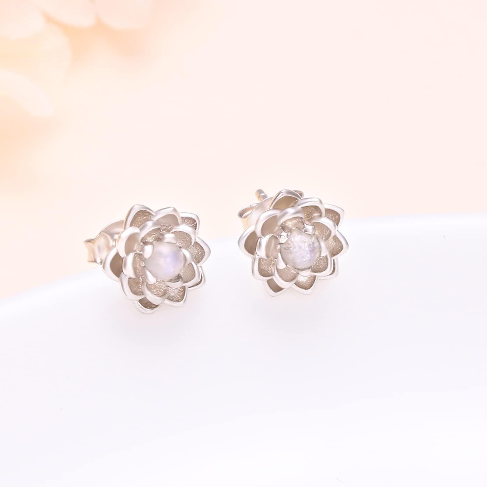 Flyow Moonstone Lotus - Juego de joyas de plata de ley 925 con piedra lunar, collar y aretes de tuerca de flor de loto curativa natural, Buda espiritual, yoga, regalo para mujer, 9 millimeters, Plata