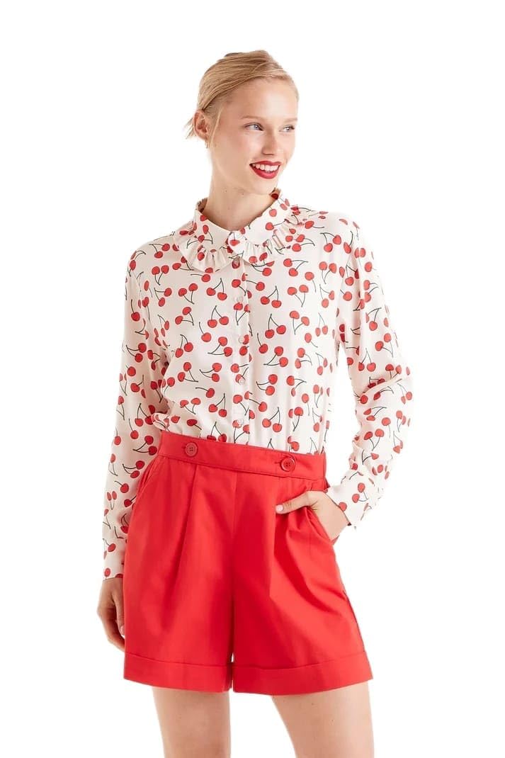 Compañía Fantástica Women's Red Compania Fantastica Button Shorts