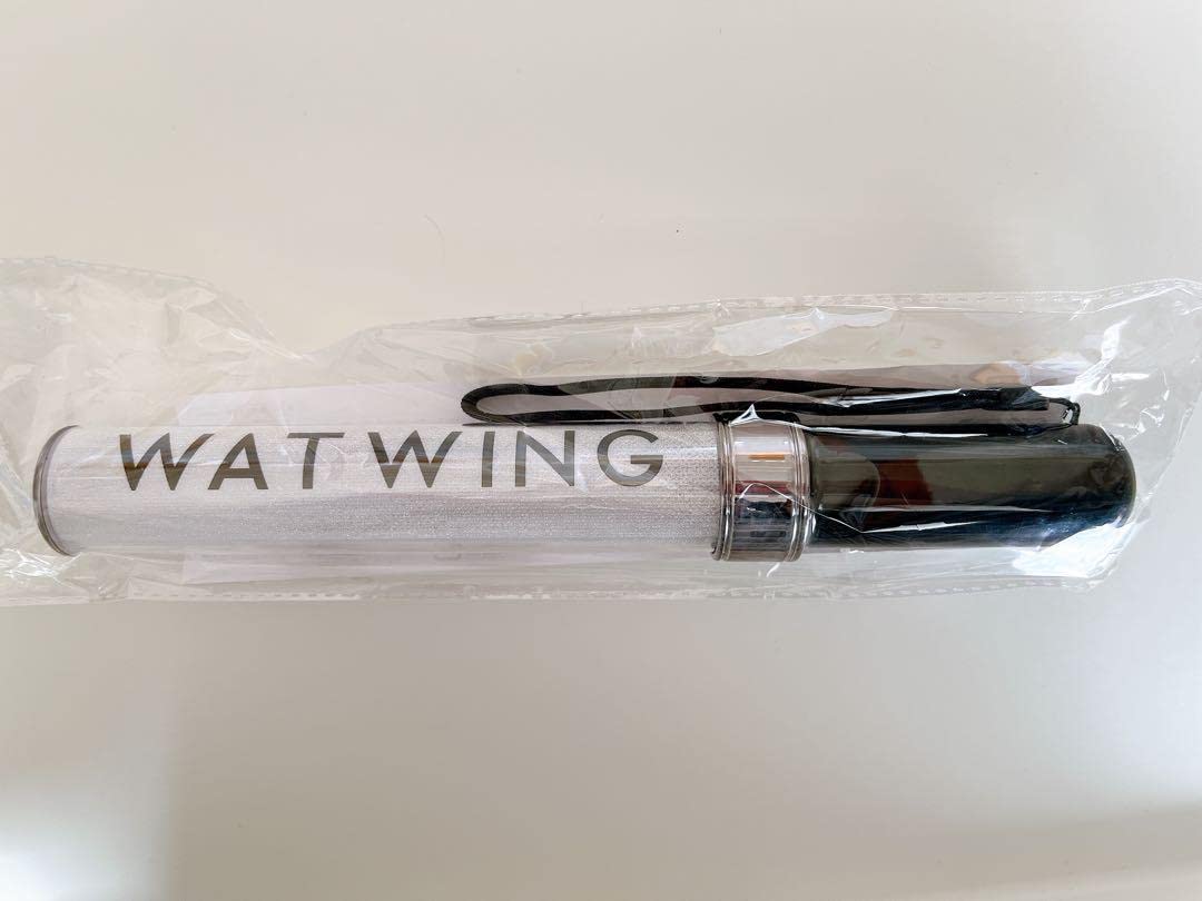 Amazon.co.jp: WATWING watwing ペンライト : 産業・研究開発用品 最終値下げ WATWING ペンライト2本