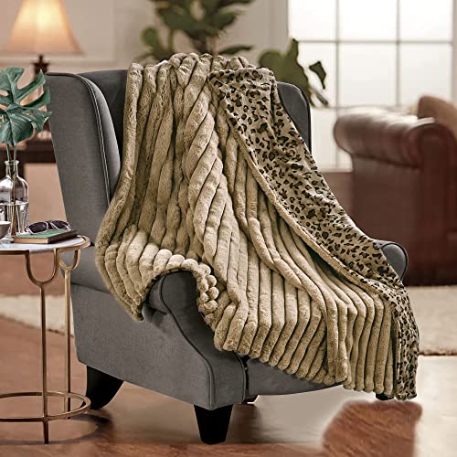Viviland Leopard Faux Fur Throw Blanket For Couch Sofa - Reversible Soft Blanket - Cheetah Animal Print Faux Fur Throw With Brown Fleece Flannel Blanket - Cozy Furry Warm Throw - 50"× 60" #TOP23