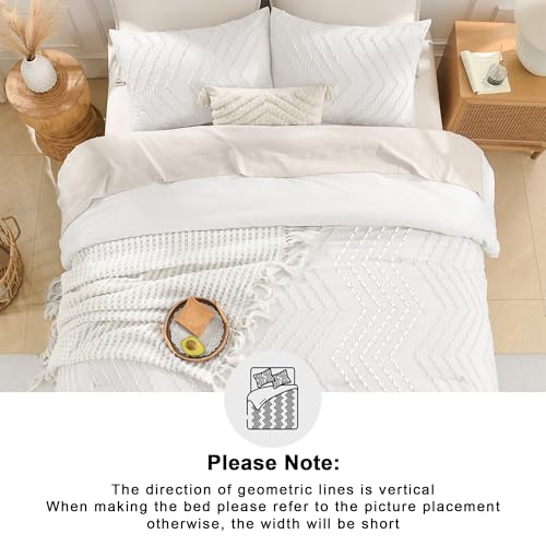 Image of Andency White Oversized Super King Plus Comforter Set 128x120, Extra Large King Size Comforter Oversize Boho Soft Warm Bedding Comforter Sets, 3 Pieces Aesthetic Chevron Textured Bedding