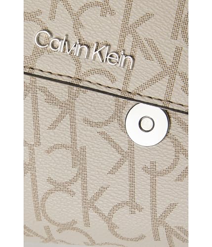 Calvin Klein Key Item Crossbody4