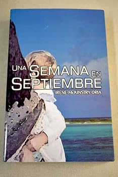 Paperback UNA SEMANA EN SEPTIEMBRE [Spanish] Book