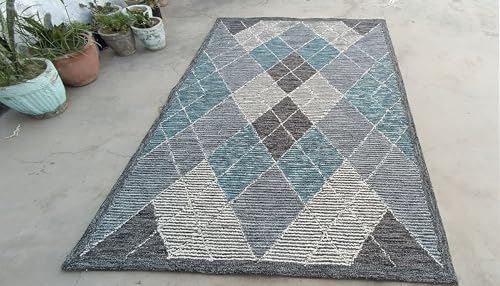 Image of Spectrum Pattern Wool Carpet with Loop Texture Yarn Anti Shedding Carpet Size 5x8 Feet A0 Grey & Multi Color