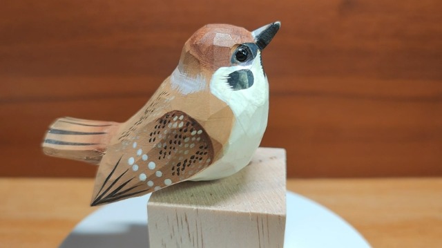 Amazon.com: TALKLEK 手工雕刻木製鳥雕像- 家庭裝飾的小雕像,送給愛鳥
