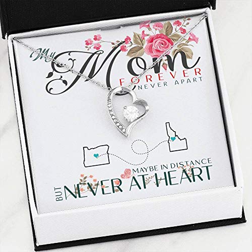 FamilyGift Mother and Daughter Necklace - My Mom Forever Never Apart Maybe in Distance But Never at Heart Oregon Idaho - Heart Necklace Pendant Necklace with Message for Mom, Daughter