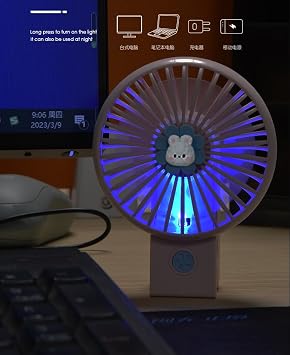 Coverzone Taşınabilir Mini USB Fan Led Işıklı Masa Üstü 3 Kademeli Dahili Işık Şarj Edilebilir Mini Vantilatör Soğutucu Cep Boyu 11cm Mini Fan YS2269 - Yeşil (YS2269 - Yeşil)