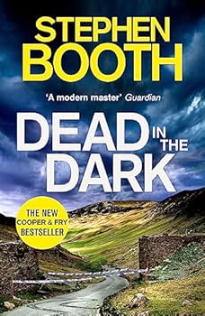 Paperback Dead In The Dark Book