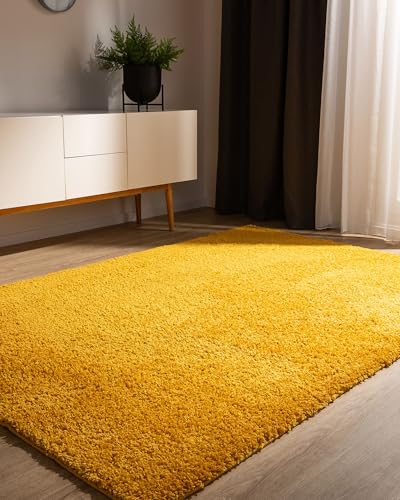 benuta Basic Hochflorteppich Teppich Wohnzimmer Sohari - Gelb 80x300 cm - Minimalistischer Look - Weich & Waschbar - Für Schlafzimmer, Flur oder Esszimmer - Geeignet für Fußbodenheizung