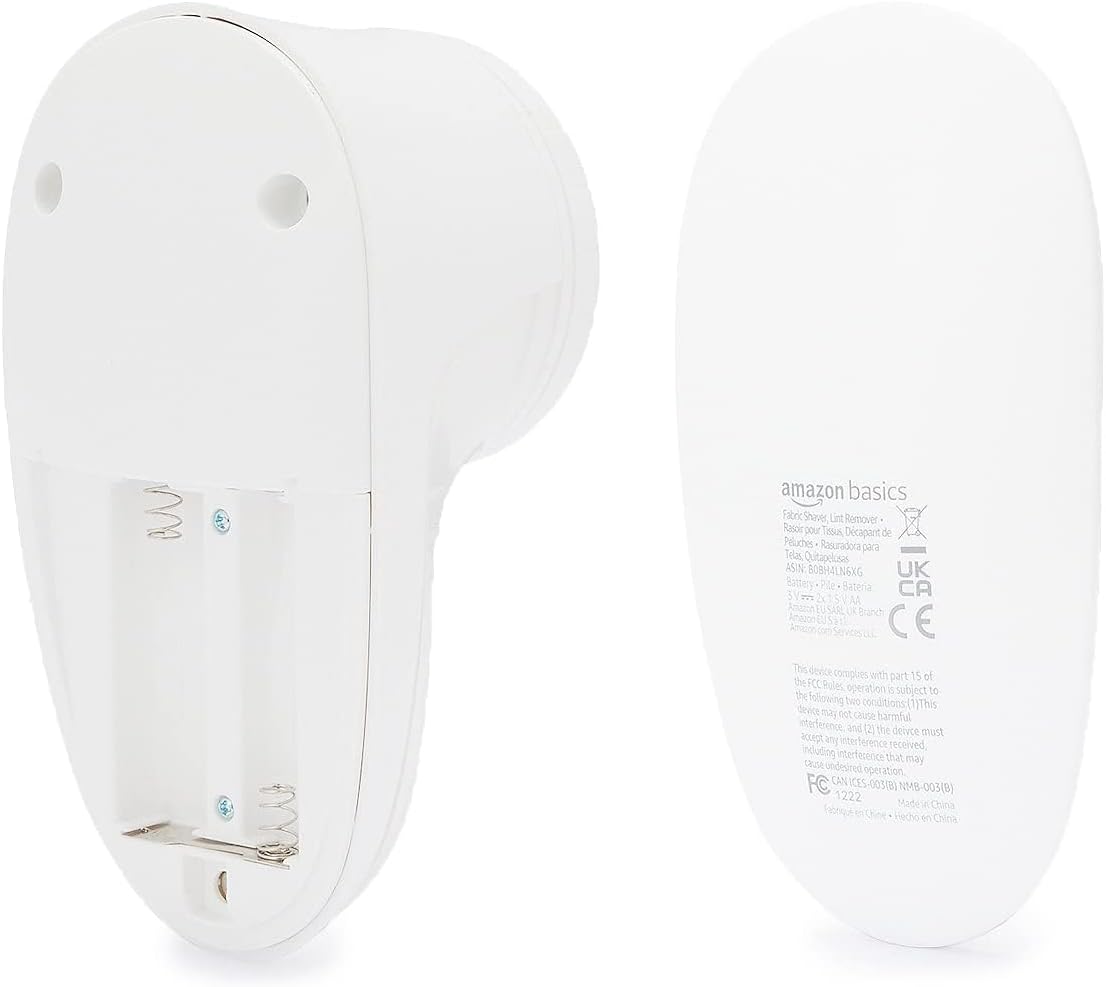 Amazon Basics Battery Operated Fabric Shaver for Lint and Fuzz Removal, Includes 2 Spare Blades, White - Image 5