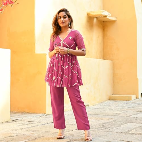 Image of ANNI DESIGNER Women's Georgette Embroidered Straight Co-Ord Set