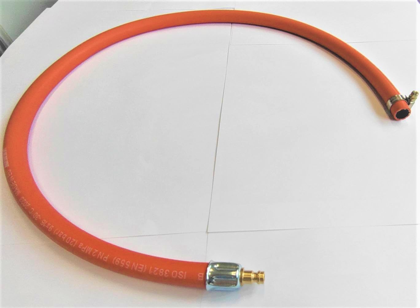 Manguera de Gas Propano-Butano 1000 cm 10m | Kit de Conexión Rápida Entre Barbacoa y Autocaravana - DN5 - Enchufe + Conexión de Cable con Abrazadera de Grifo de 9 mm
