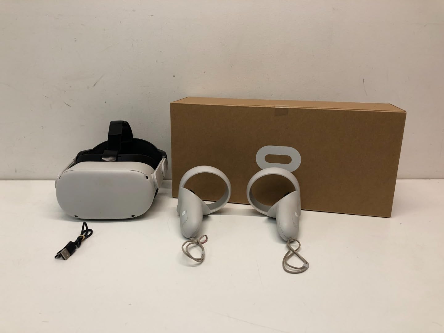 Oculus Quest 2 VR-Headset 64GB – 3D-Sound & Gestenerkennung