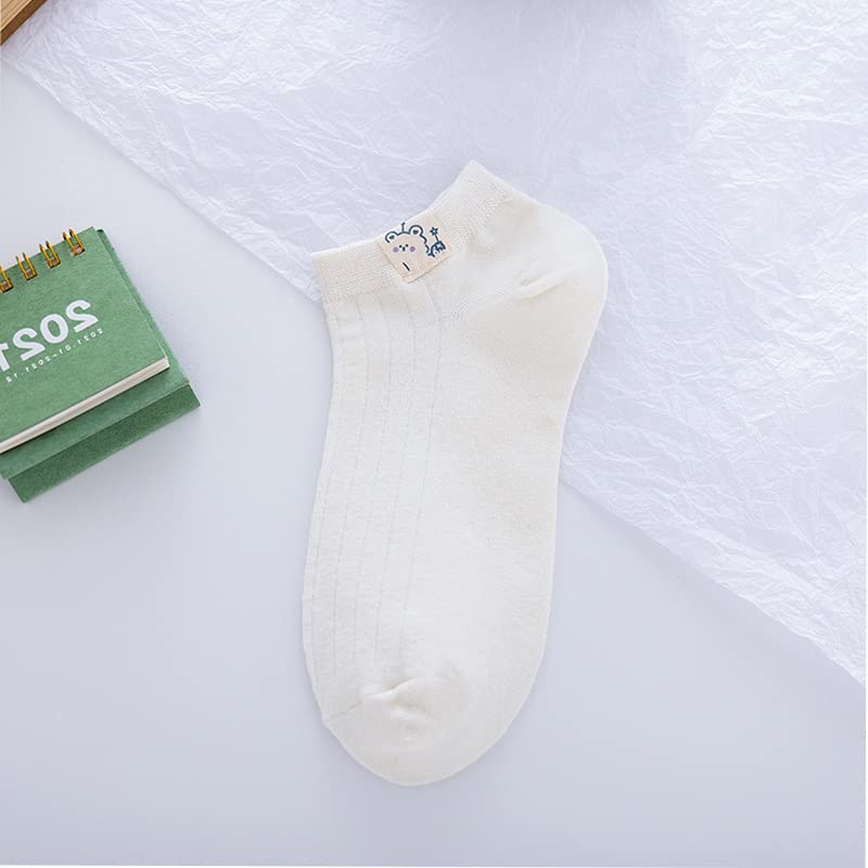 Tooe 6 Pairs Women's Japanese Cute Socks Bear Graphic Printing Socks Kawaii Japanese Solid Color White Cottagecore Crew Socks4