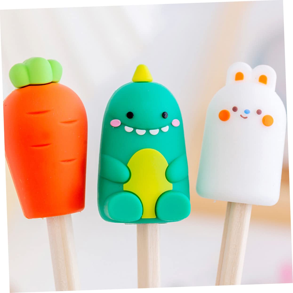 SEWACC 15stücke Cartoon Mini Bleistiftspitzer Für Tragbarer Handanänger Langlebig Und Verschleißfest Süßes Design Für Schule Und Zuhause