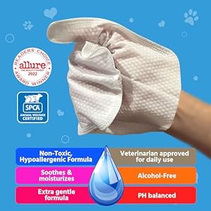   Hypoallergenic-Pet-Grooming-Cleaning-Wet-Wipes-Mitt-No-Water-or-Shampoo-Needed-Deoderizing-Conditioning-Mouisturing-Fresh-Pet-Supplies-No-Mess-Mitts-Dogs-Cats-6