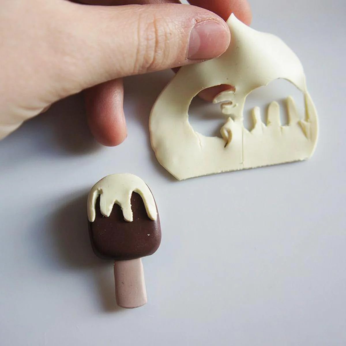 Mallette figurine Fimo - Kawaii family - 18 pcs