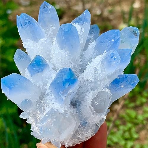 Quartz fantôme bleu ciel, le cadeau de mariage minéral et mémorable