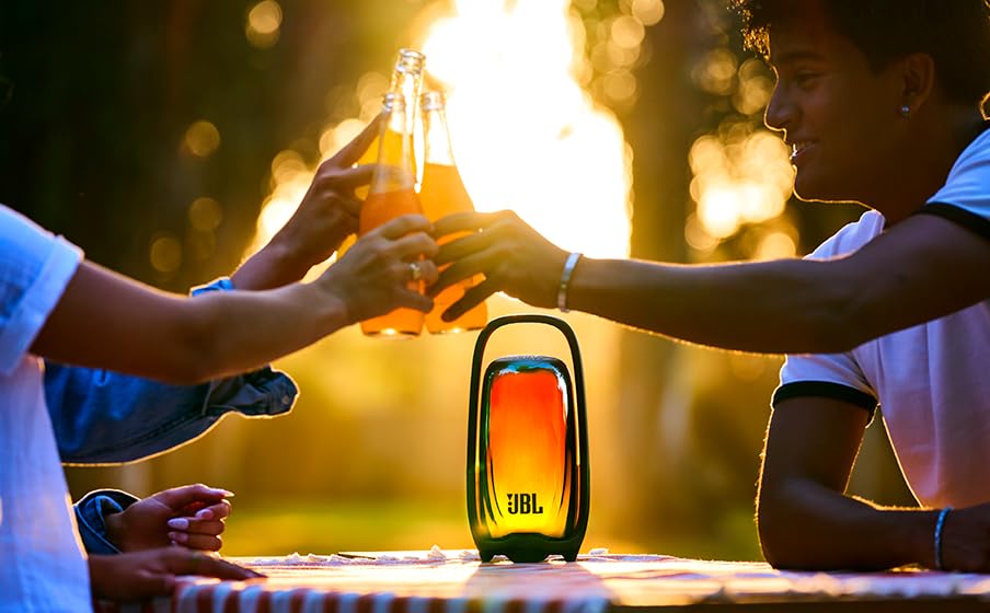 JBL Pulse 6, Tragbarer Lautsprecher mit 360°-Lichtshow, Schwarz