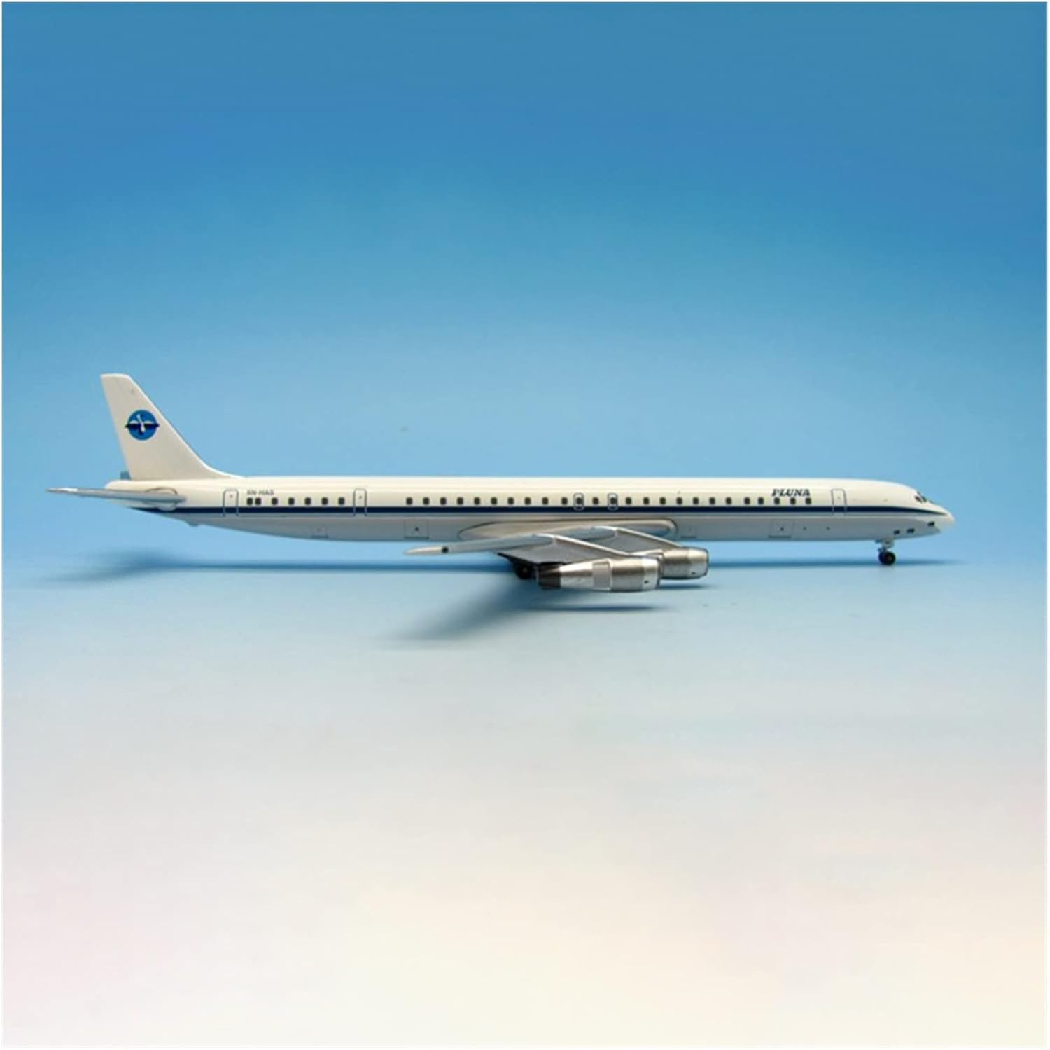 1:400 スケール DC8 飛行機モデル