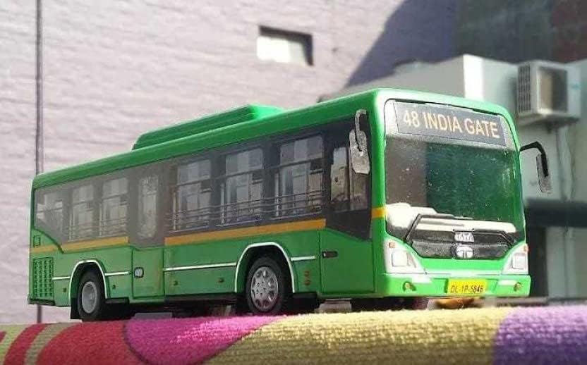 USCATALOG Collection Low Floor Bus Green 1