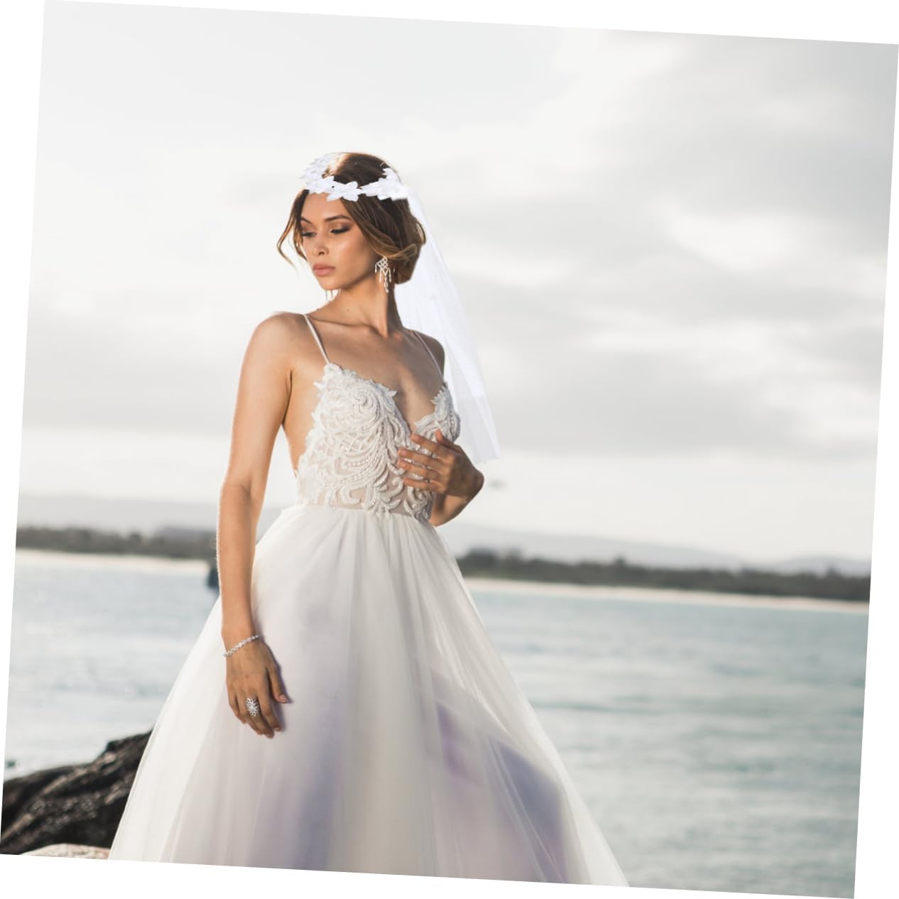 BESTYASH Wedding Veil Tiara for Bridal Veils Flowers Garland Headwear for Women Girl Dresses for Wedding Hair