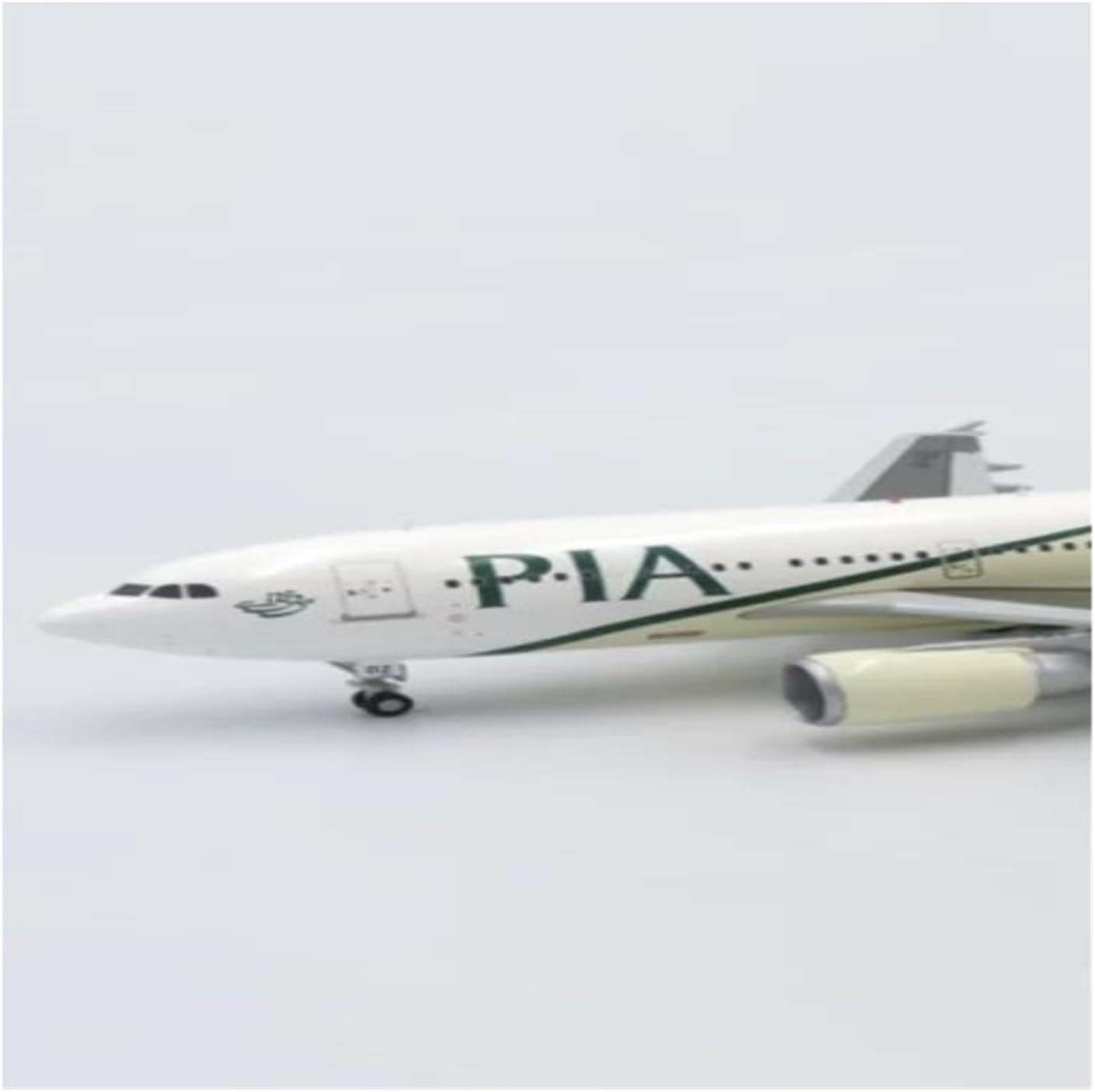 1 200 for Airbus A310-300 AP-BDZ Metal Aviation Aircraft Model Collection Or Gift Ornament Hobby Playgame Kit