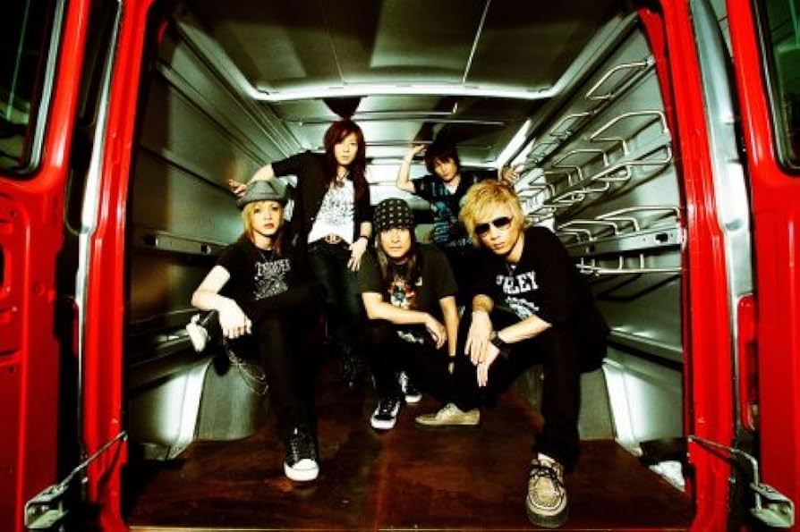 邦楽 LAREINE Reincarnation Amazon.co.jp: REINCARNATION - ガルネリウス: ミュージック