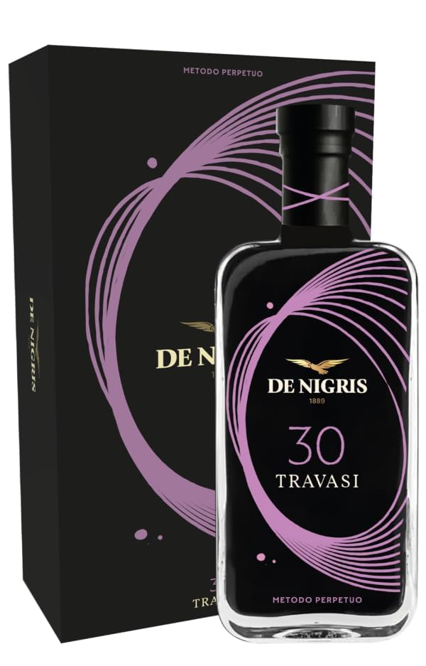 🍇 DE NIGRIS: Da oltre 135 anni, la famiglia De Nigris si dedica alla creazione di aceti e condimenti. Fondata da Armando De Nigris nel 1889, l'azienda è cresciuta con il figlio Marcello, conquistando il mercato internazionale con l'Aceto Balsamico. Oggi, la quarta generazione continua a innovare, offrendo prodotti di qualità superiore apprezzati in tutto il mondo.