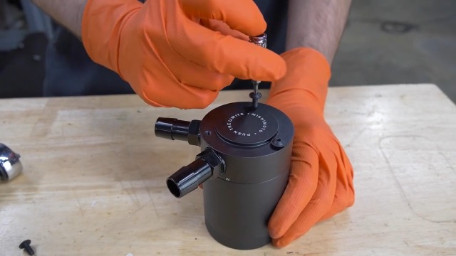 Amazon.com: Mishimoto Baffled Oil Catch Can, PCV Side, Compatible