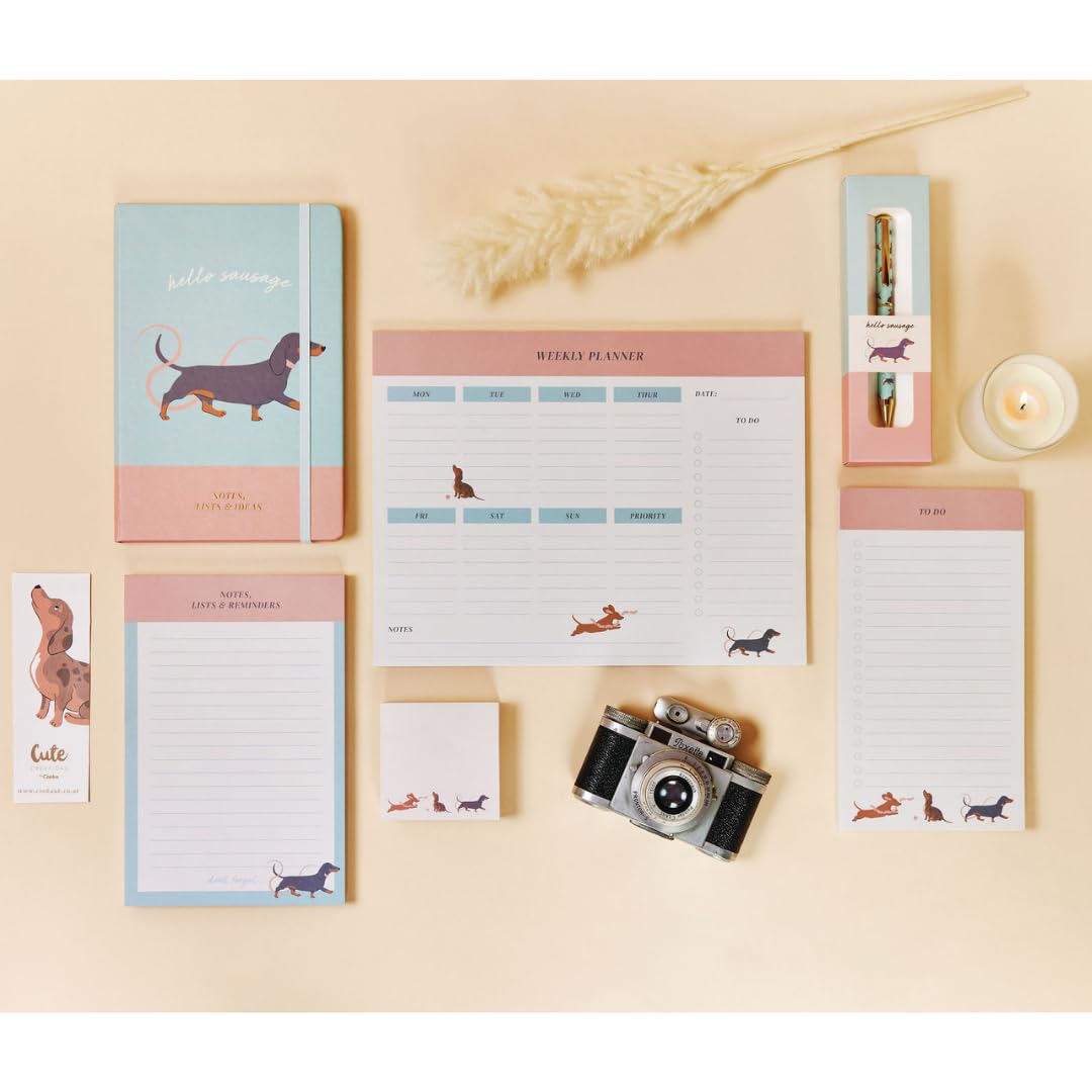 Cute Creations Dog Lovers Schreibwaren Geschenkset, 7-teilige Kollektion, A4/A5, inklusive Notizbuch, Planer, Notizblock, Stift, Haftnotizen (Dackel-Geschenkset)