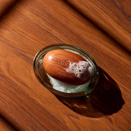 Image of Caswell-Massey Triple Milled Heritage Woodgrain Sandalwood Three-Soap Set, Scented & Moisturizing Bath Soap, Made In The USA, 3 Count (Pack of 1)