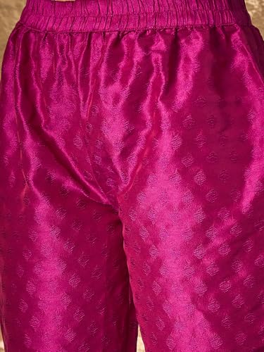 Image of Women's Silk Blend Solid Regular Kurta Set