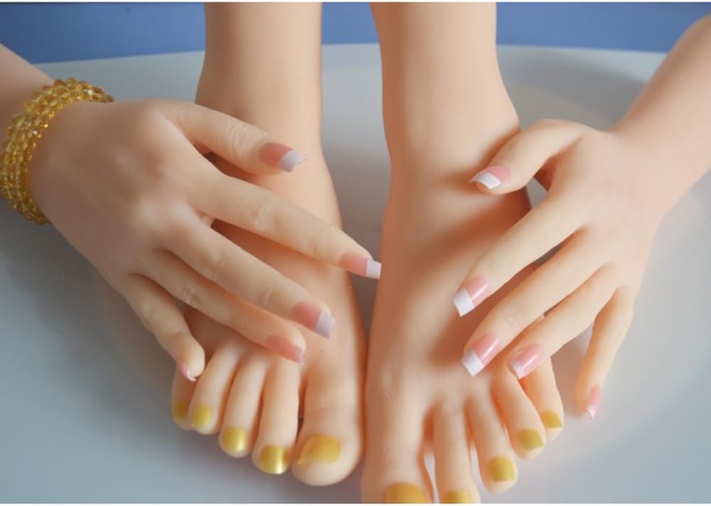 Silicone Lifesize Female Hand, Hand Model Fingers Can Be Bent, with Highly Clear Texture and Realistic Vision, for Manicure, Bracelet, Ring Shooting and Display
