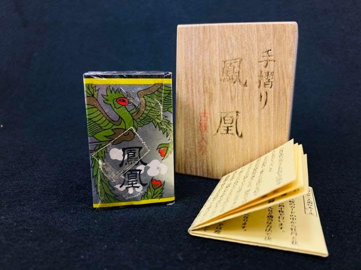 京都 松井天狗堂 手摺り花かるた 鳳凰 古歌入り 黒裏 Amazon.co.
