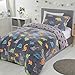 Produktbild Sleepdown Dinosaurier Glow in The Dark Kids Jungen Mädchen Wendebettwäsche Weiches Fleece Bettbezug Steppdecke Set mit Kissenbezug Einzelbett (135 cm x 200 cm), Polyester, Anthrazit