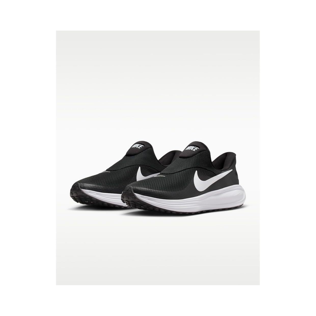 Nike Revolution 8 Easyon Scarpe da corsaUomo