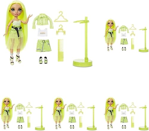 Rainbow High Karma Nichols - Muñeca de moda verde neón con 2 trajes para mezclar y combinar y accesorios de muñeca, gran regalo para niños de 6 a 12