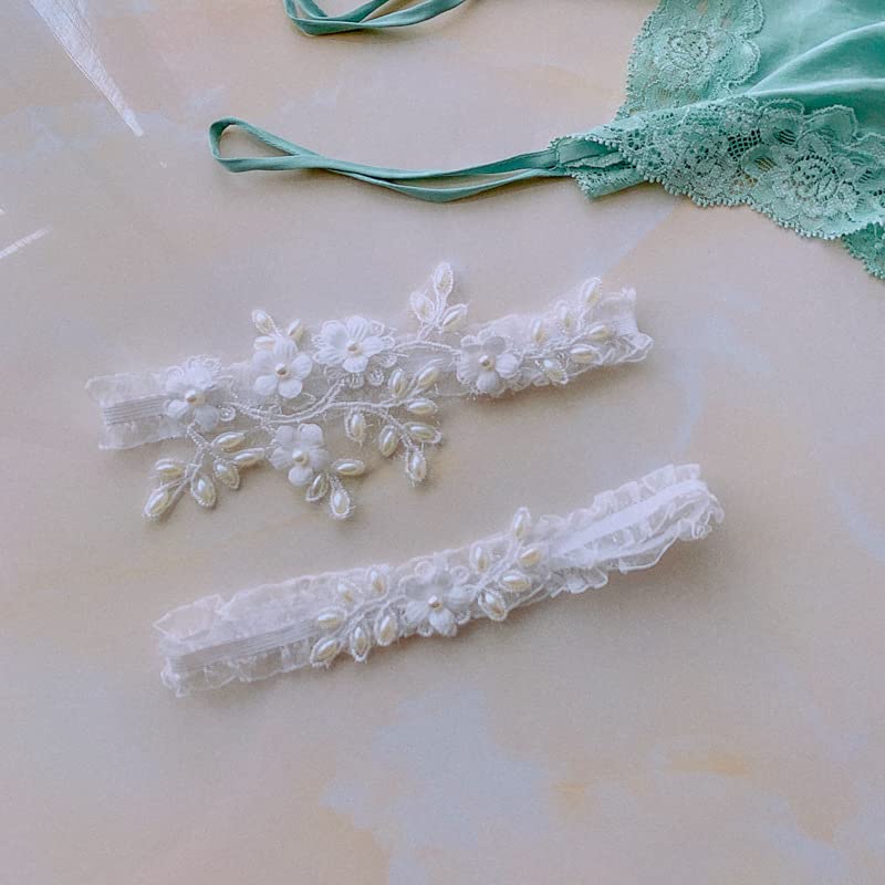 White Lace Garters Set with Large Flower Pearls Belt for Bridal Leg Band - Wedding Party Accessories Gift for Brides