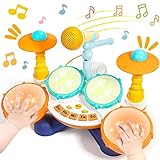 【Trommel Kinder mit Licht und Mikrofon】Musikalische spielzeuge für babies bietet eine große Auswahl an Musik für Ihr Kind, darunter Lieder, Klavierklänge und Tiergeräusche, um die sensorischen Fähigkeiten Ihres Kindes zu fördern. Wenn die Trommeln spielen und die Lichter angehen, wird Ihr Kind aufspringen, das Mikrofon in die Hand nehmen und zum 