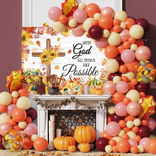 Feuilles d'érable d'automne et croix pour sublimer un mur de fête religieux