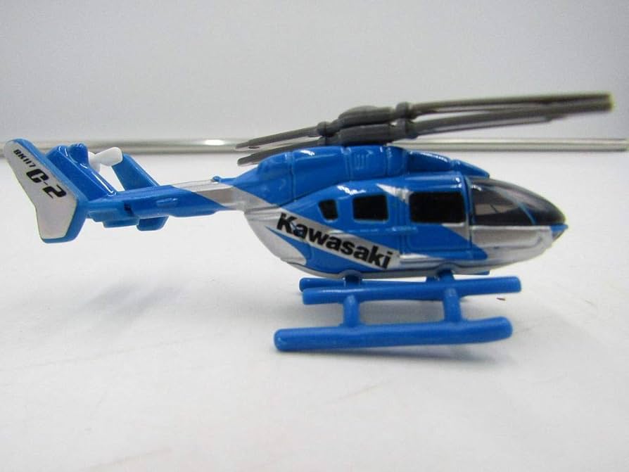 トミカ プレーンズ 航空母艦・飛行機6機・ヘリコプター2機セット