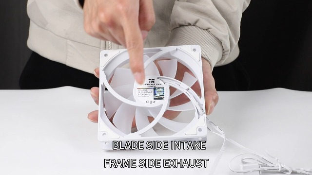 Thermalright TL-K12RW CPU Fan - 120mm Reverse Outlet Case Cooler With 4pin PWM, 2150RPM Speed For PC Cooling