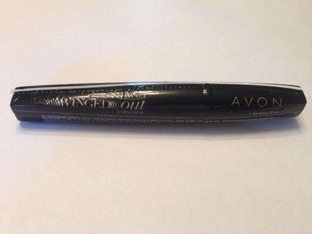 Avon Superextend Winged Out Mascara (Blackest Black)