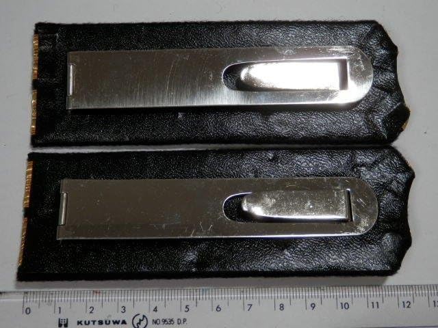 ソ連海軍 日本海軍　白ジャケット 大佐肩章付（本物か詳細不明）ヴィンテージ　仮装 ソ連海軍 日本海軍 白ジャケット 大佐肩章付（本物か詳細不明