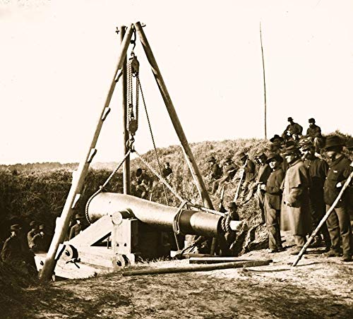 Savannah Ga vicinity Army engineers removing 8-inch Columbiad gun from Fort McAllister Poster Print (24 x 36)
