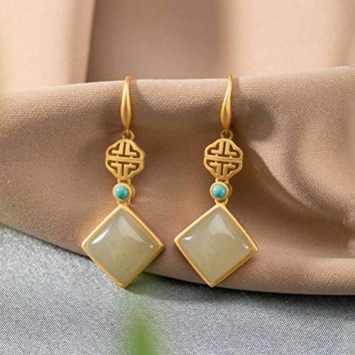 Boucles d'oreilles chinoises pour illuminer vos tenues de soirée chic