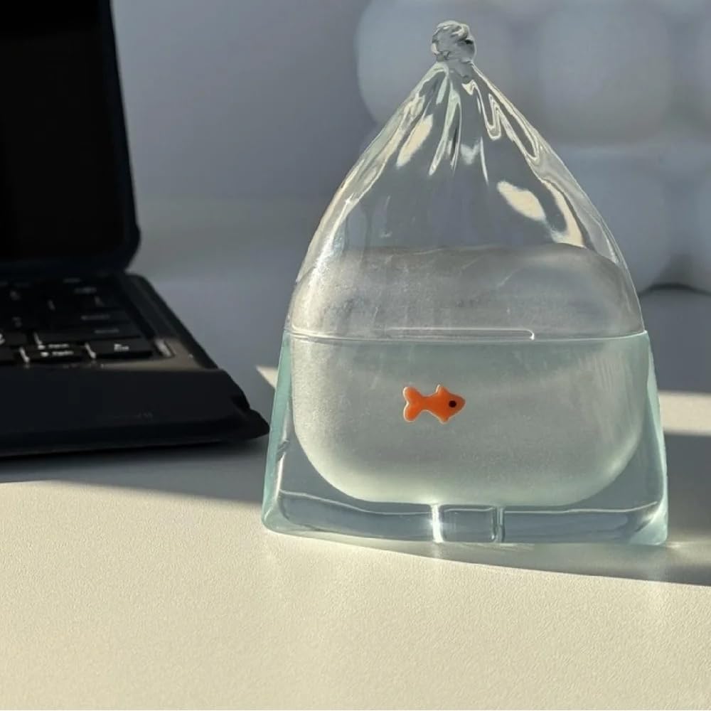 Amazon | 金魚デザイン 水袋型 AirPods Proケース, 折り紙スタイル