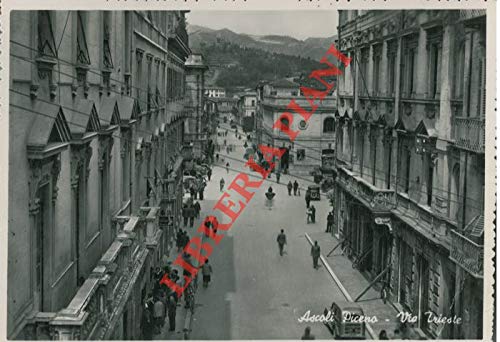 Ascoli Piceno. Via Trieste.