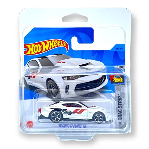 Hot Wheels '18 COPO Camaro SS (blanco, negro y rojo) 3/10 HW Drag Strip 2023-106/250 (tarjeta corta) – Viene en una funda protectora para coleccionistas de KLAS Car Keeper, HKH28